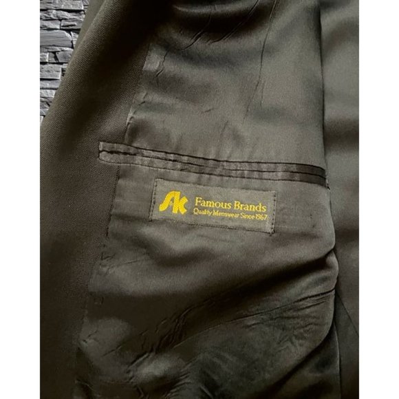 Men's Gianfranco Ruffini Black Suit Jacket Size 42, Worn Once - Picture 7 of 13